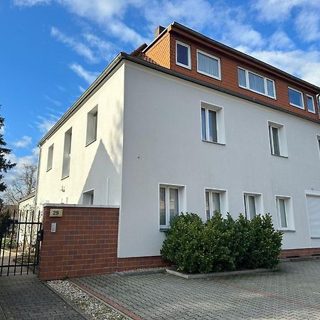 Rosewood - Apartment By Comfort Housing Falkensee Zewnętrze zdjęcie